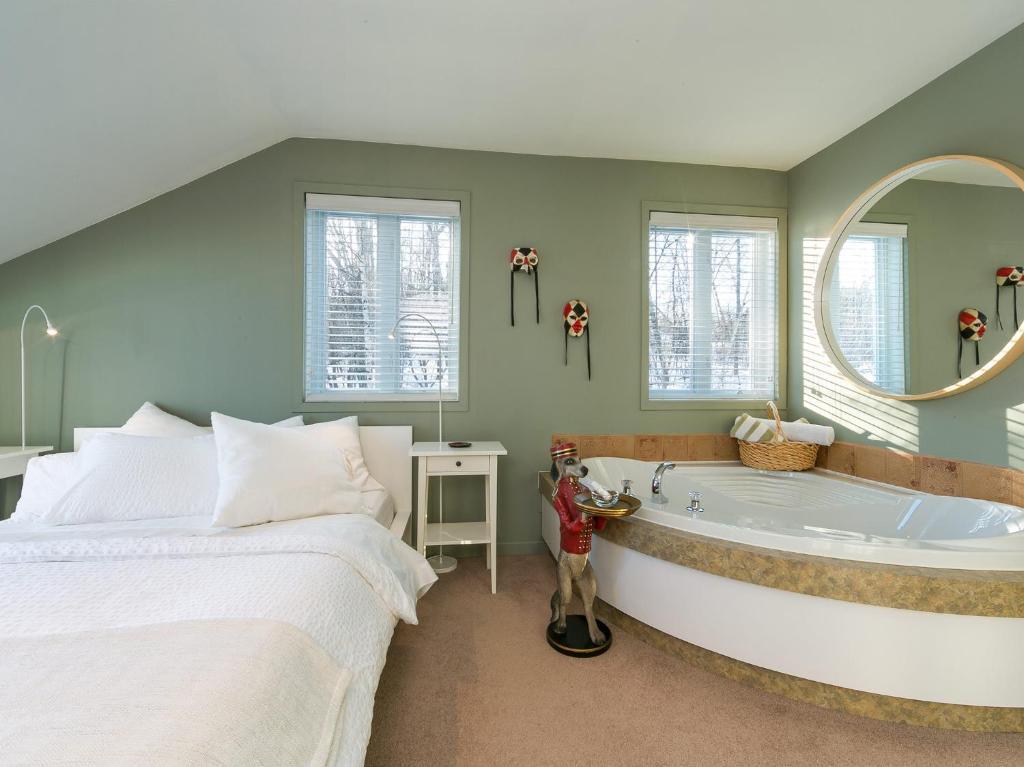 Auberge Des Eaux Vives La Malbaie Room photo